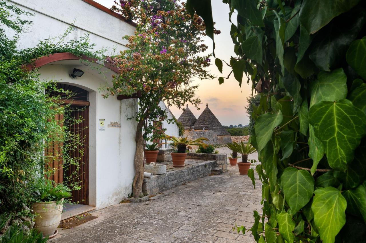 Masseria Guadiano Vecchio Санта Лучия Екстериор снимка