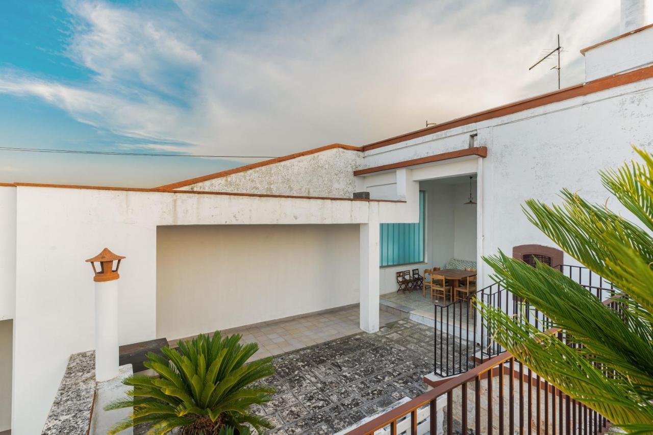 Masseria Guadiano Vecchio Санта Лучия Екстериор снимка