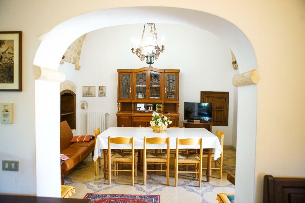 Masseria Guadiano Vecchio Санта Лучия Екстериор снимка